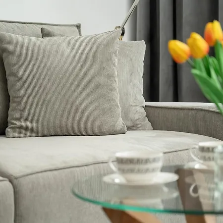 Apartmán Stylish One Bedroom In With Free Parking And Balcony By Renters
