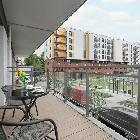 Stylish One Bedroom In With Free Parking And Balcony By Renters * Vratislav